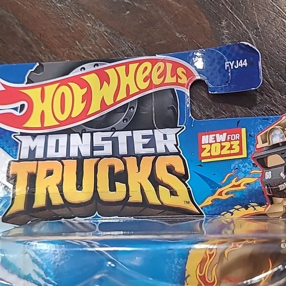 New Hot Wheels Monster Truck 5 Alarm - Picture 4 of 7